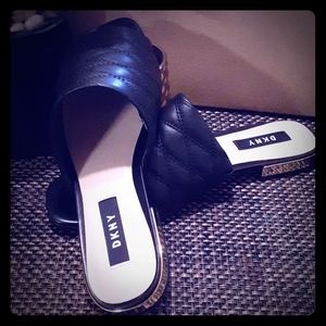 DKNY Womens Roy Leather Open Toe Mules